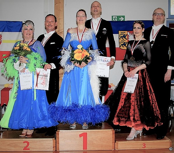 Sieger der Senioren II A Standard