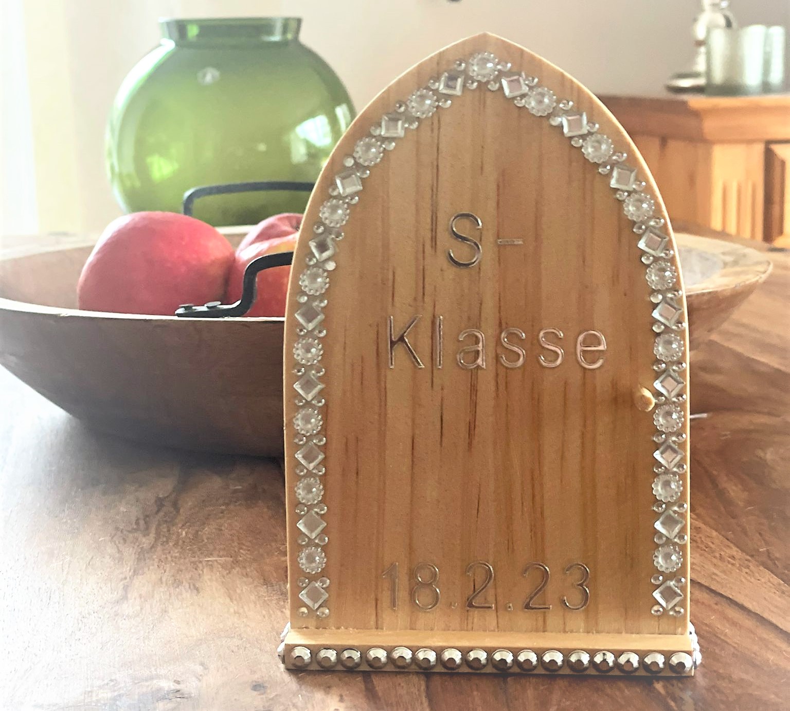 Ehrenpokal der Freunde und Fans zum Aufstieg in die S-Klasse
